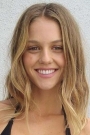 Isabelle Cornish Film ve Dizileri
