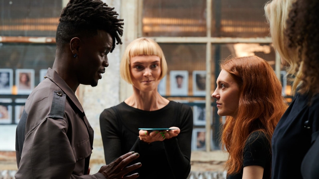 Geek Girl 1. Sezon 2. Bölüm izle