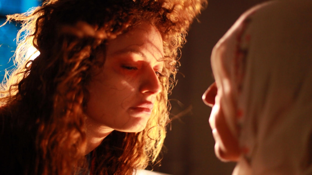 Hannas: Karanlikta Saklanan izle